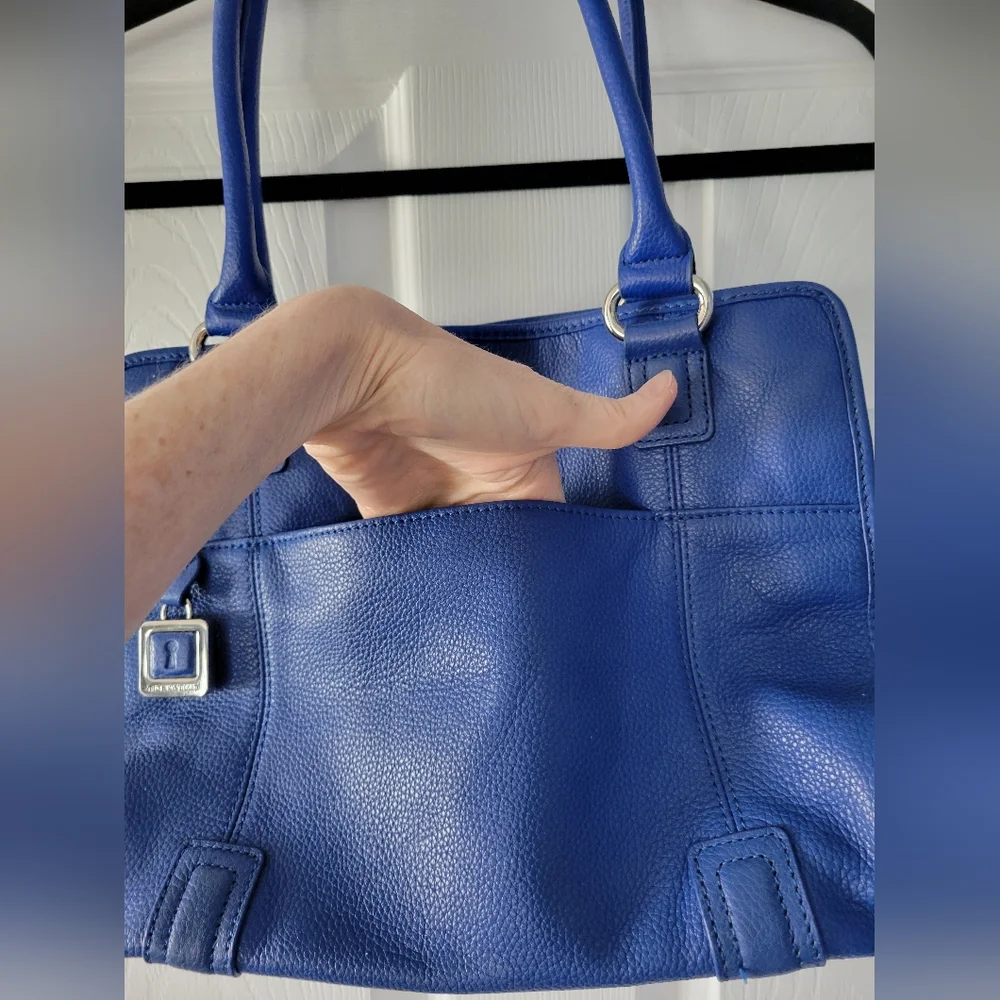 Tignanello handbag - Picture 6 of 11